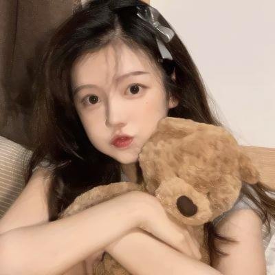 纯洁的爱情封面